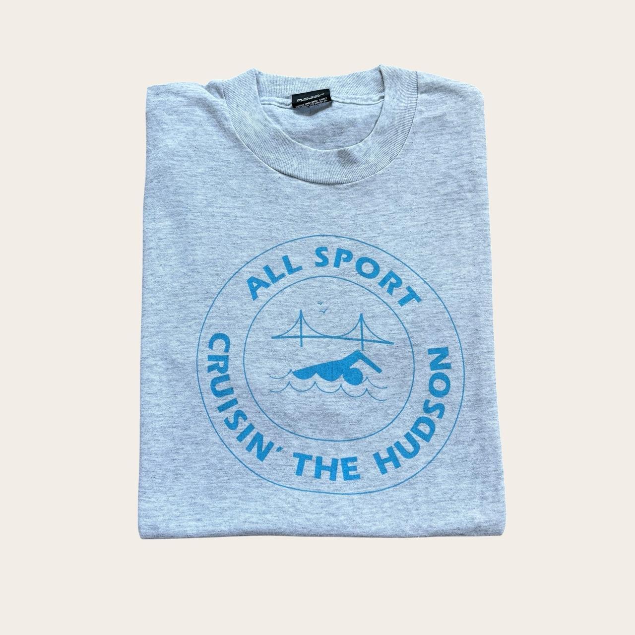 Vintage 90s USA swimming cruising the Hudson New York souvenir t-shirt