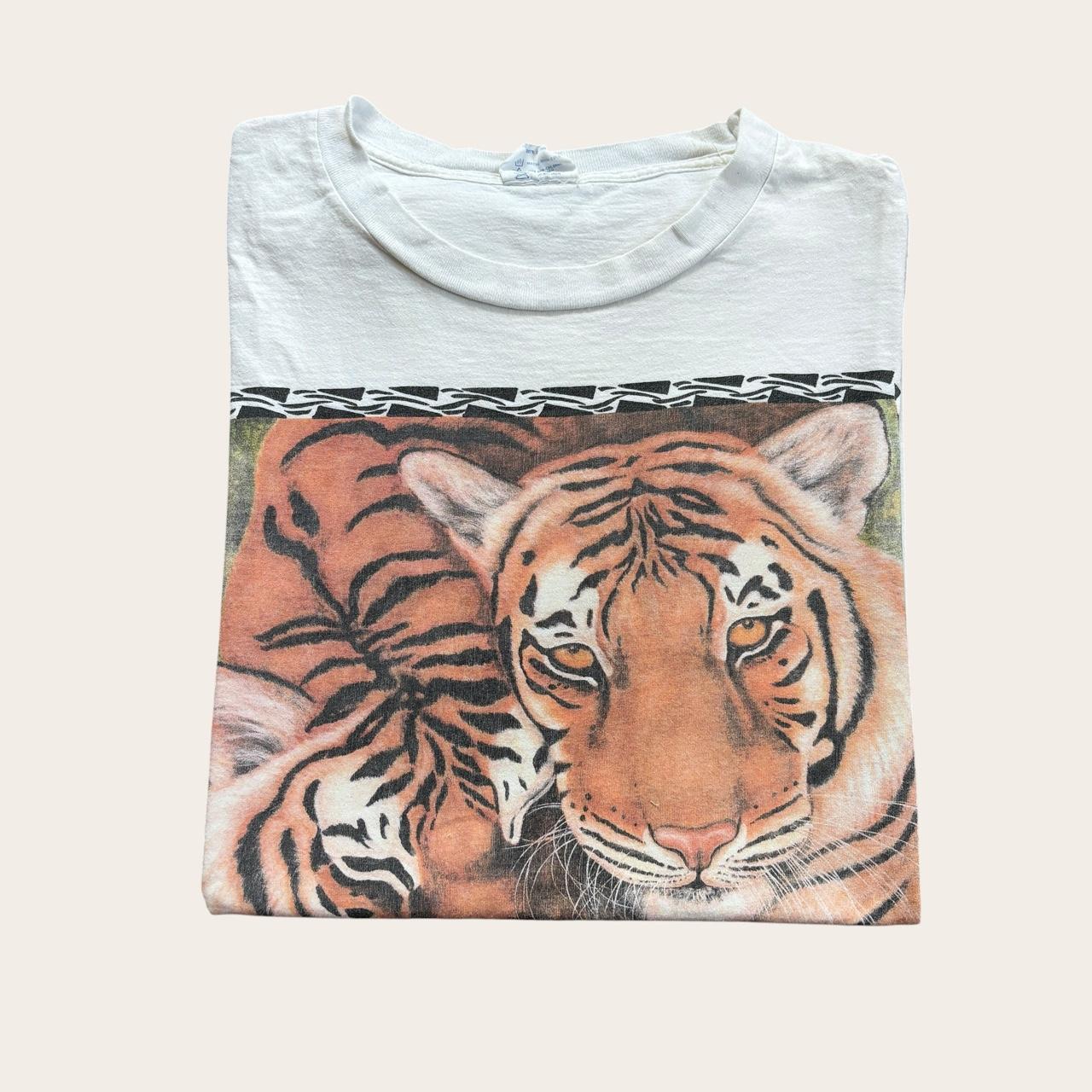 Vintage 90s USA tigers nature wildlife animals t-shirt