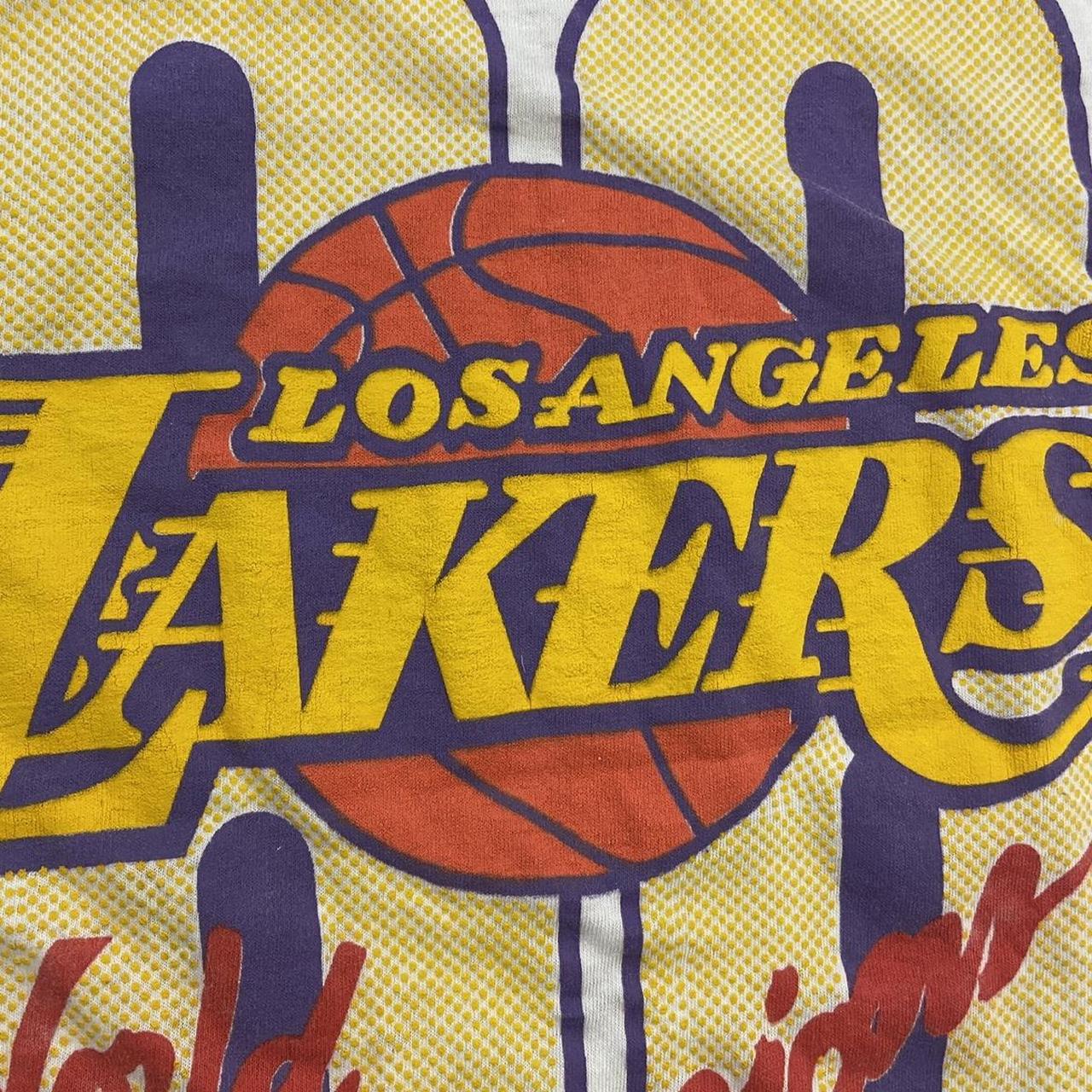 Vintage 80s USA LA Los Angeles Lakers NBA Champions basketball graphic t-shirt