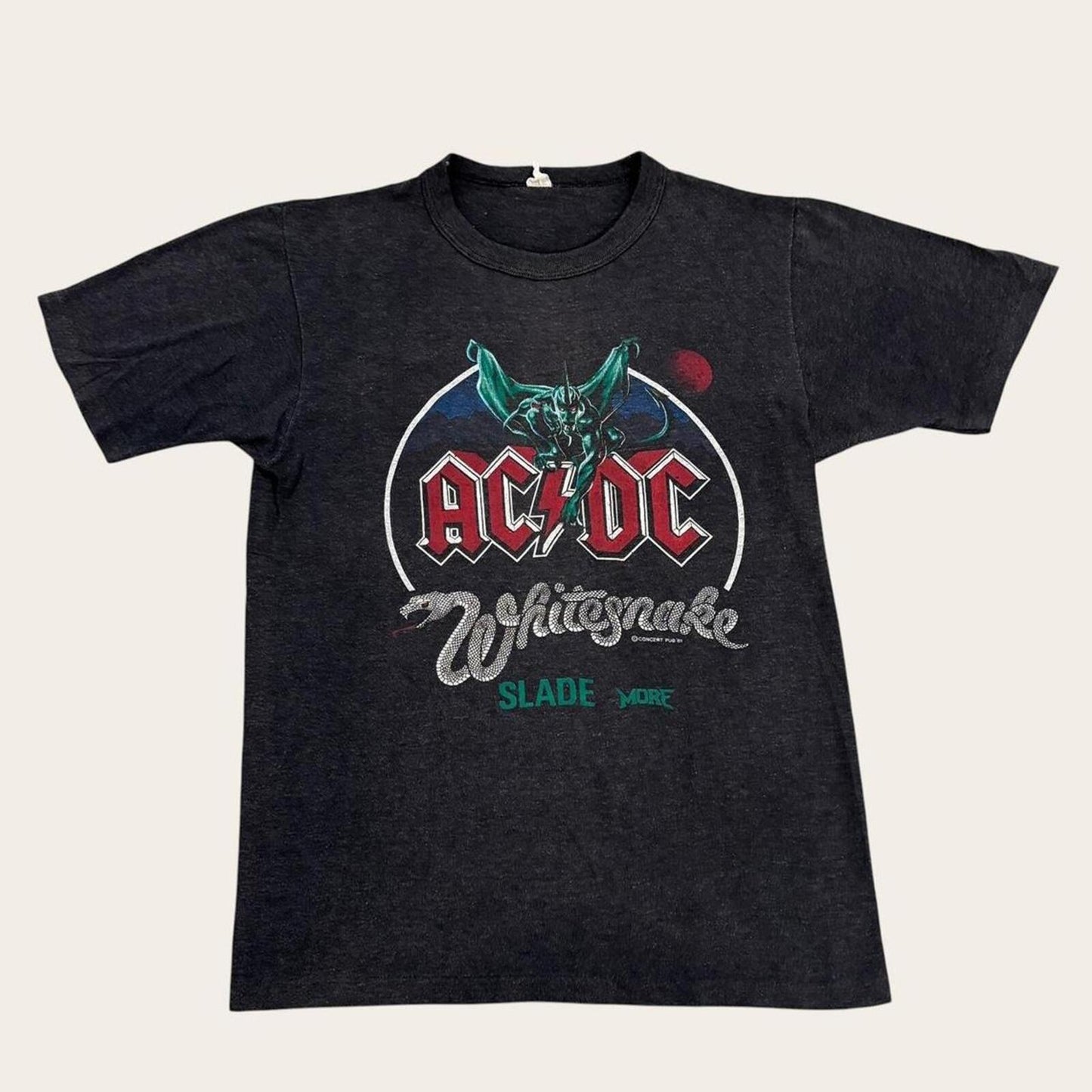 Vintage 80s Monsters of Rock music festival ACDC Whitesnake band t-shirt