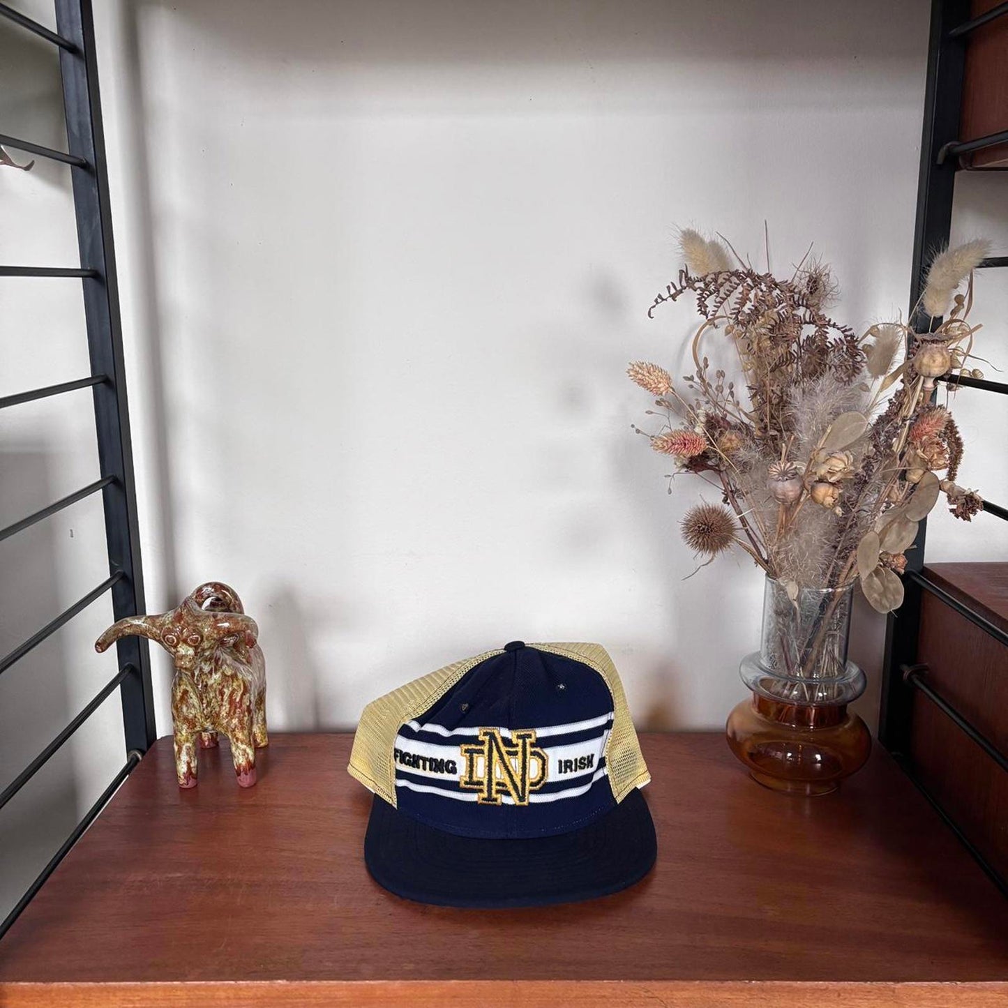 Vintage 90s USA University of Notre Dame fighting Irish varsity trucker cap