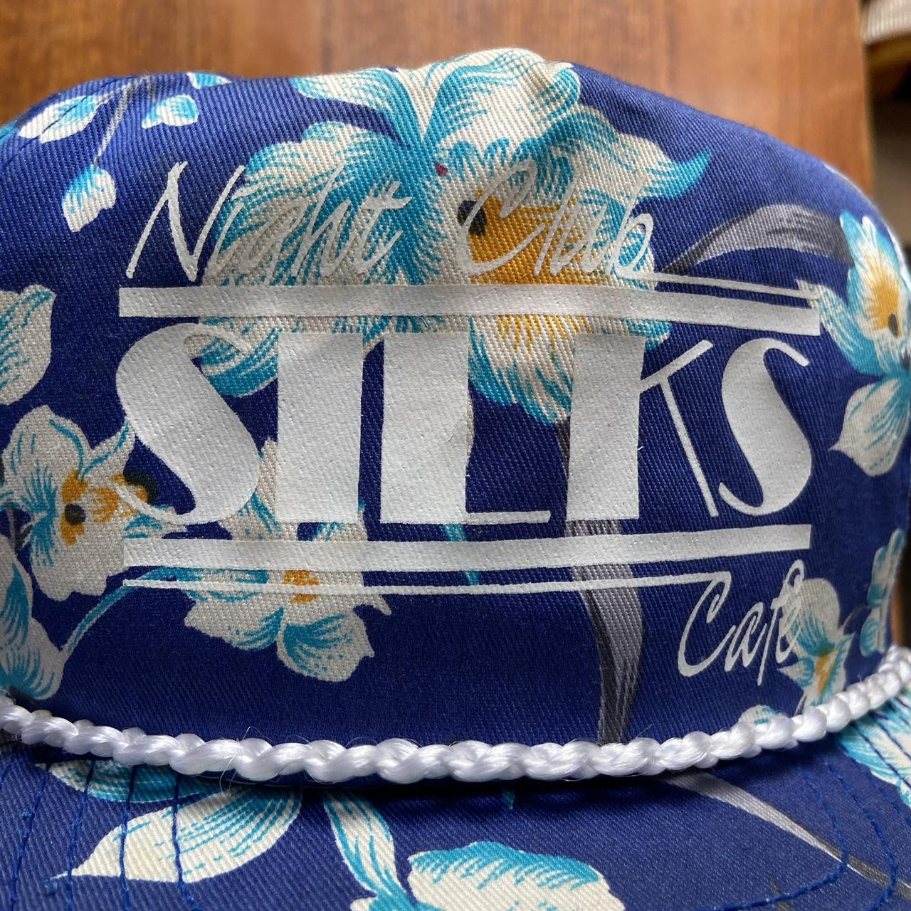 Vintage 90s USA Silks cafe & nightclub Hawaiian floral print graphic trucker cap