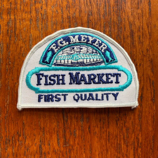 Vintage 80s USA Fred Meyer fish market Washington embroidered patch