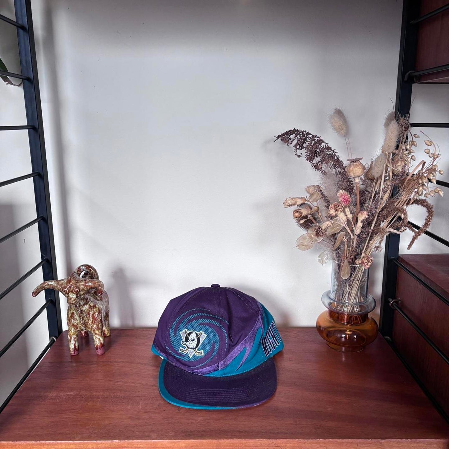 Vintage 90s USA Anaheim Mighty Ducks NHL ice hockey embroidered baseball cap