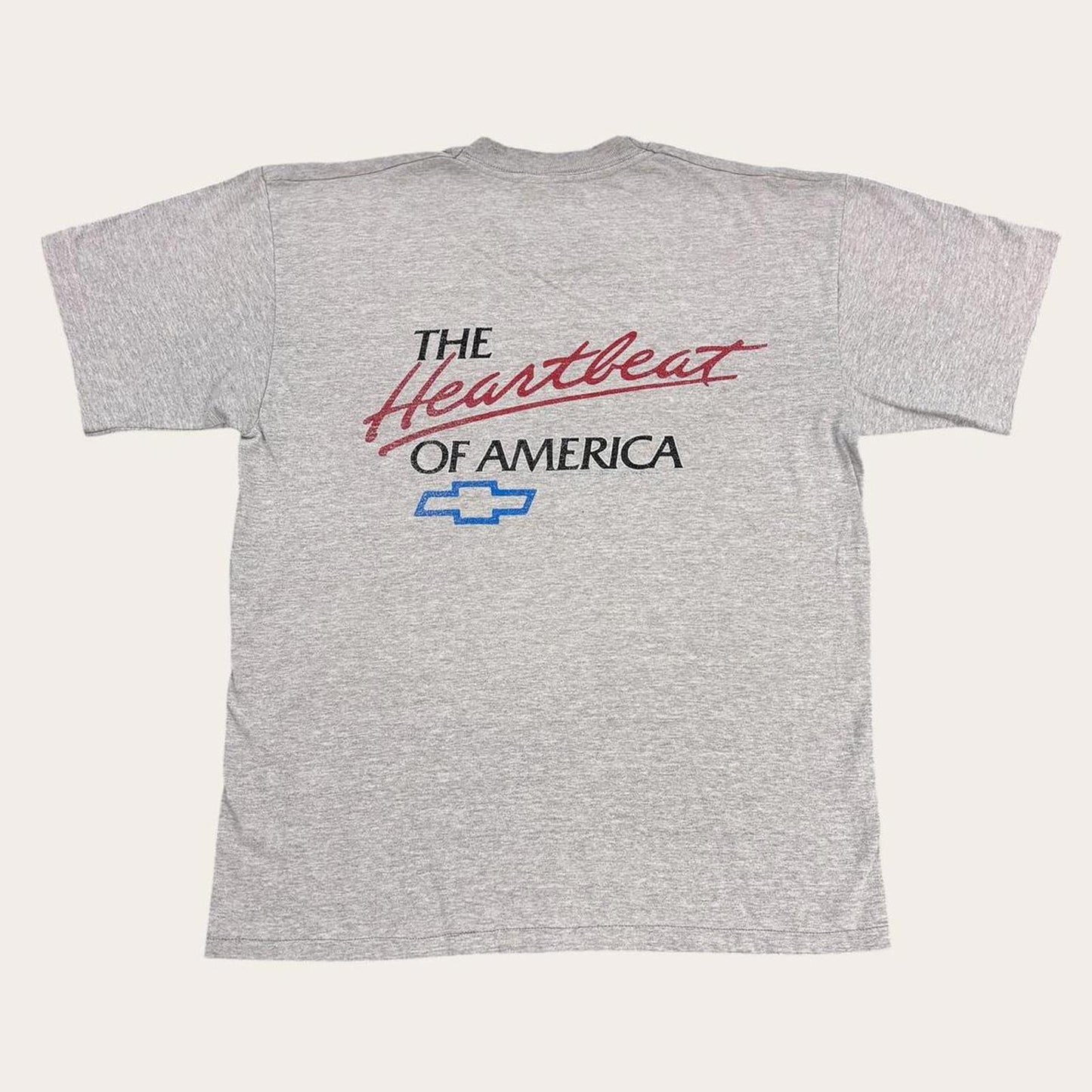 Vintage 90s USA Chevrolet automobile the heartbeat of America graphic t-shirt