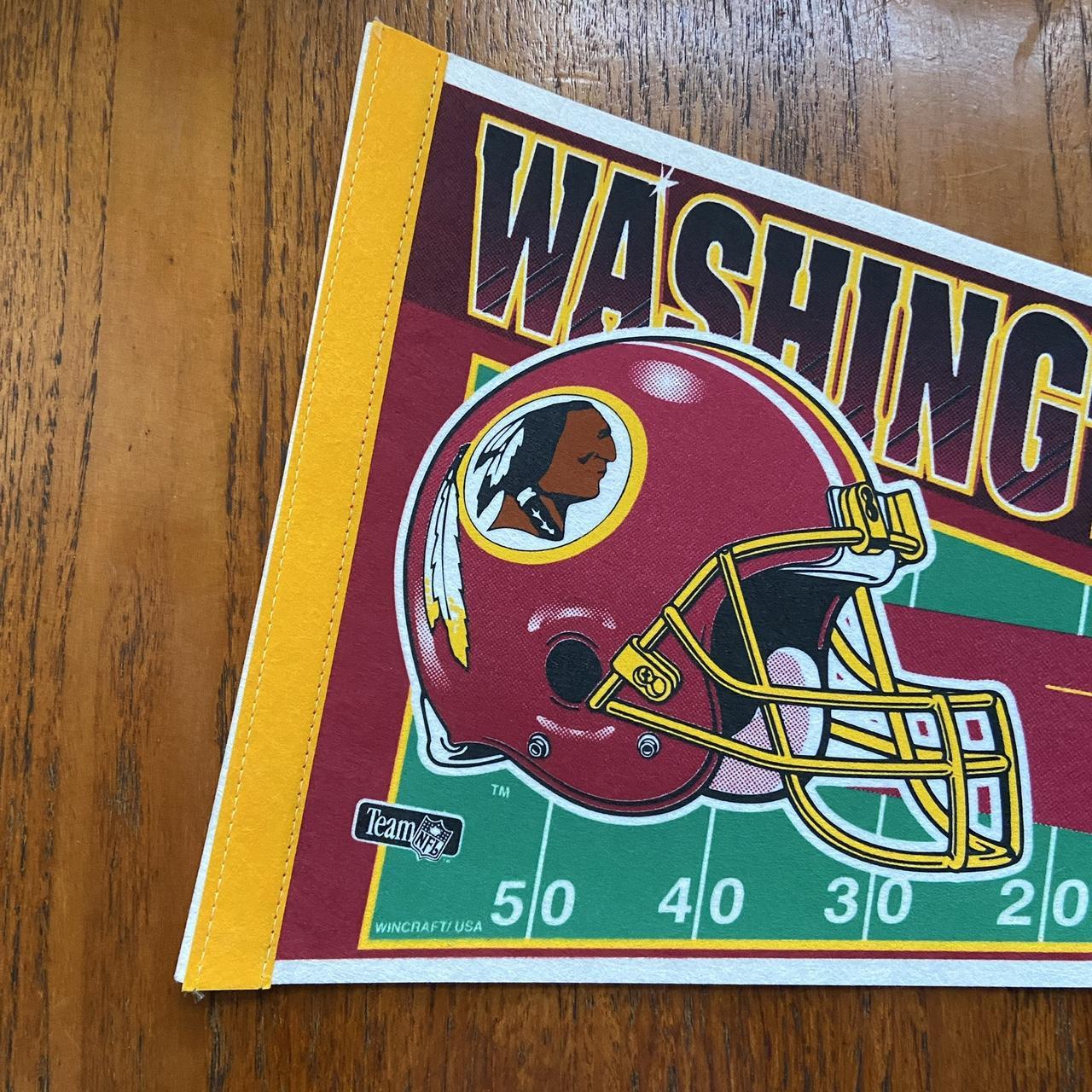 Vintage 90s USA Washington Redskins NFL American Football felt pennant