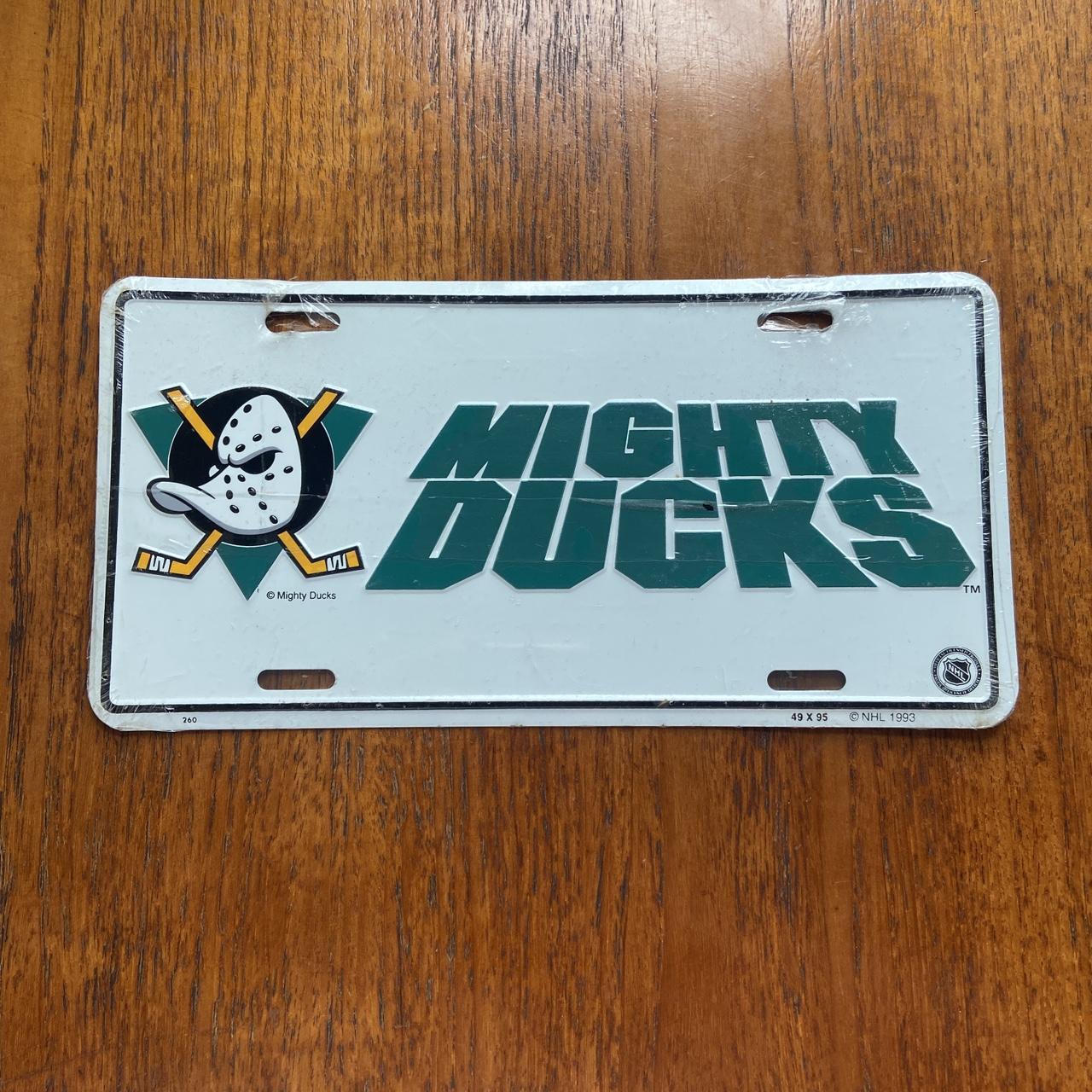 Vintage 90s USA Anaheim mighty ducks NHL ice hockey promotional American license plate