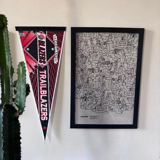 Vintage 90s USA Portland Trailblazers NBA basketball felt pennant