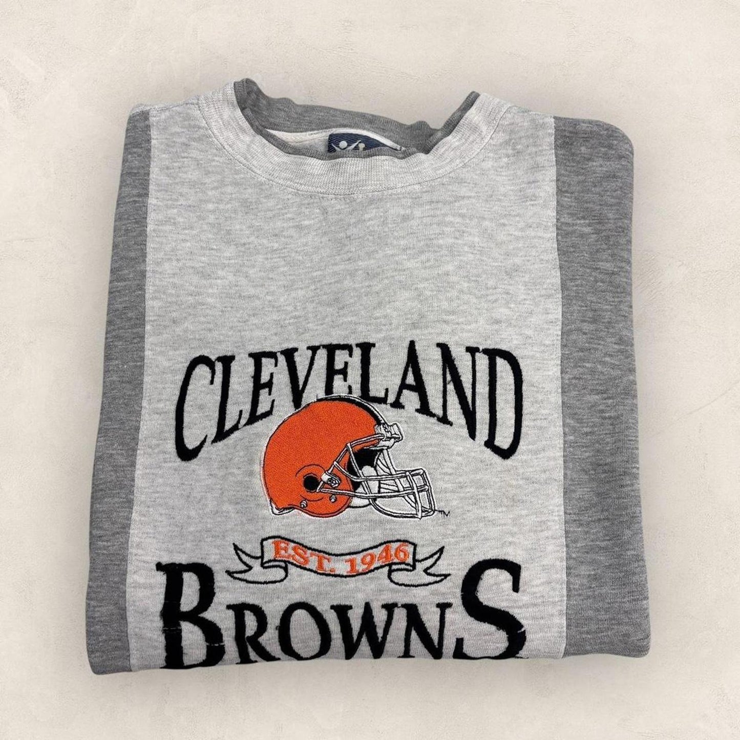 Vintage 90s USA Cleveland Browns NFL American Football embroidered sweatshirt