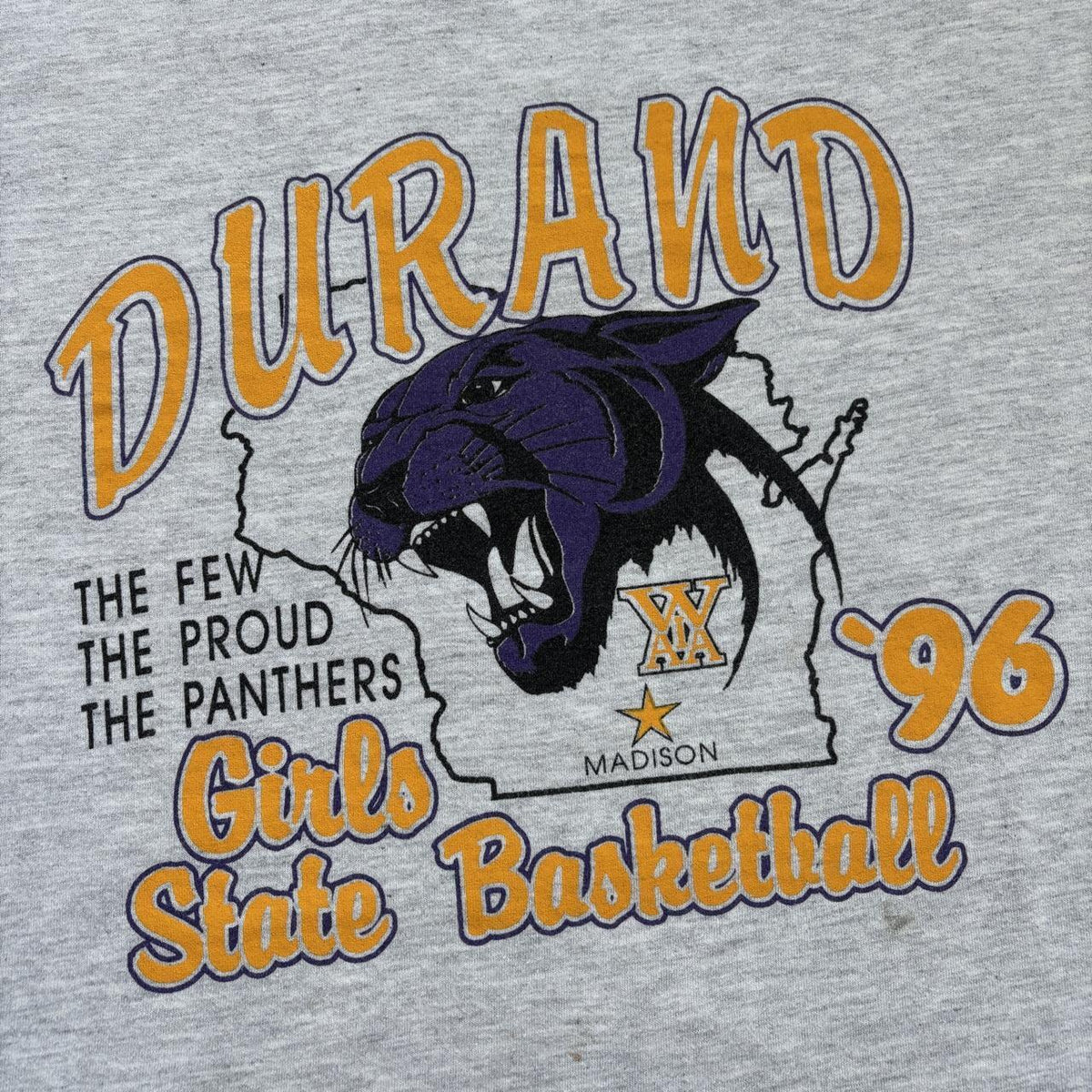Vintage 90s USA Durand Wisconsin girls state basketball varsity t-shirt