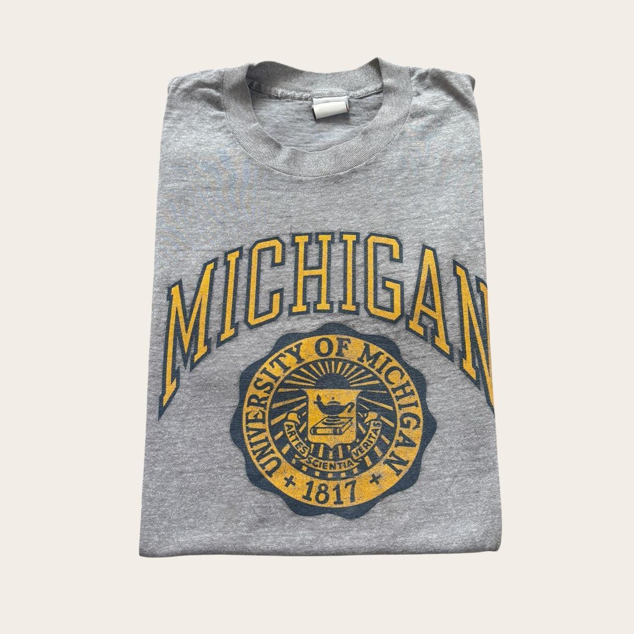 Vintage 90s USA university of Michigan varsity t-shirt