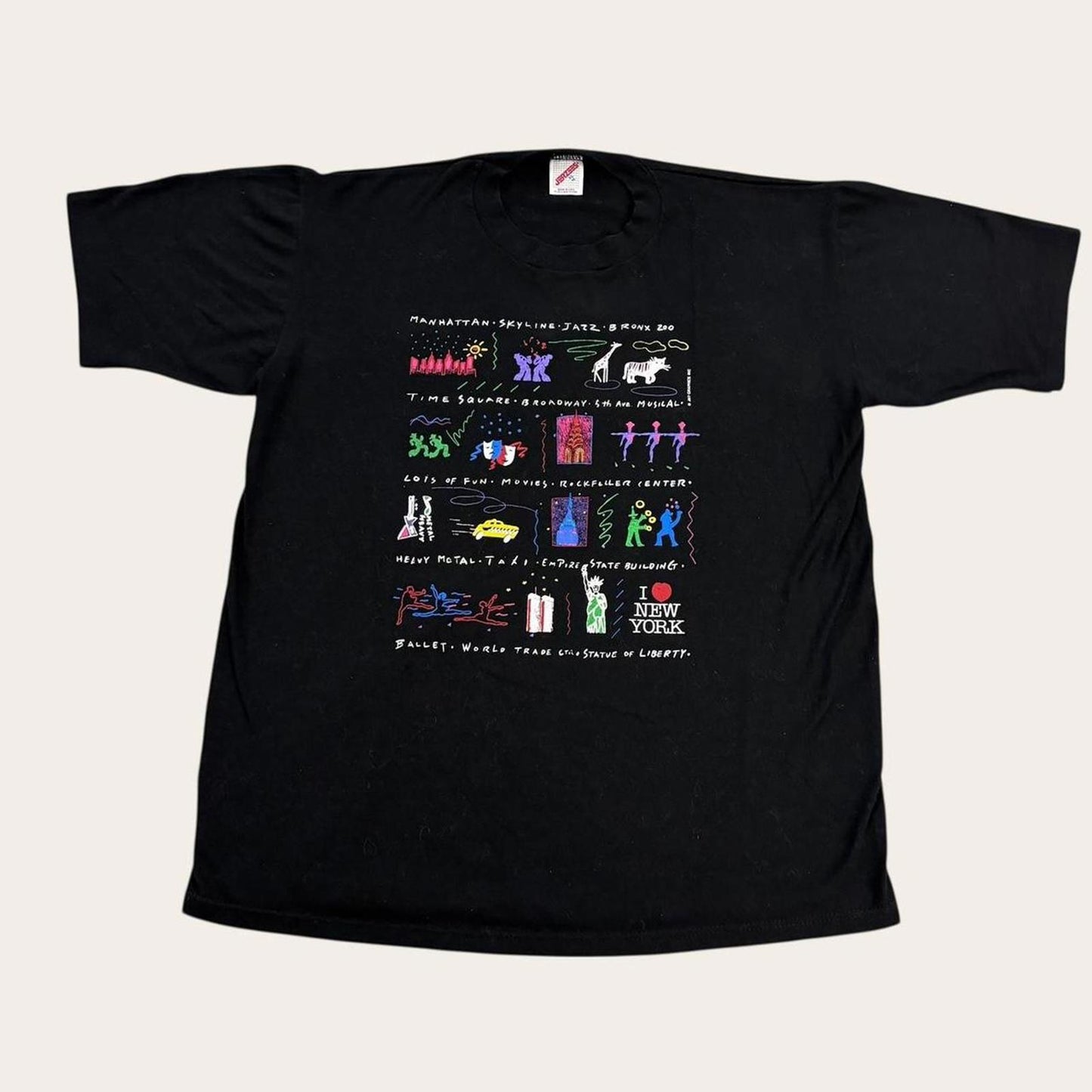 Vintage 90s USA New York City famous landmarks tourist souvenir graphic t-shirt