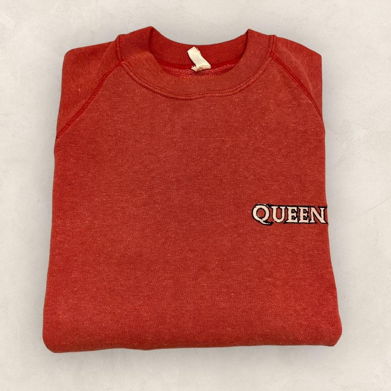 Vintage 80s Queen Freddie Mercury music tour graphic band sweatshirt