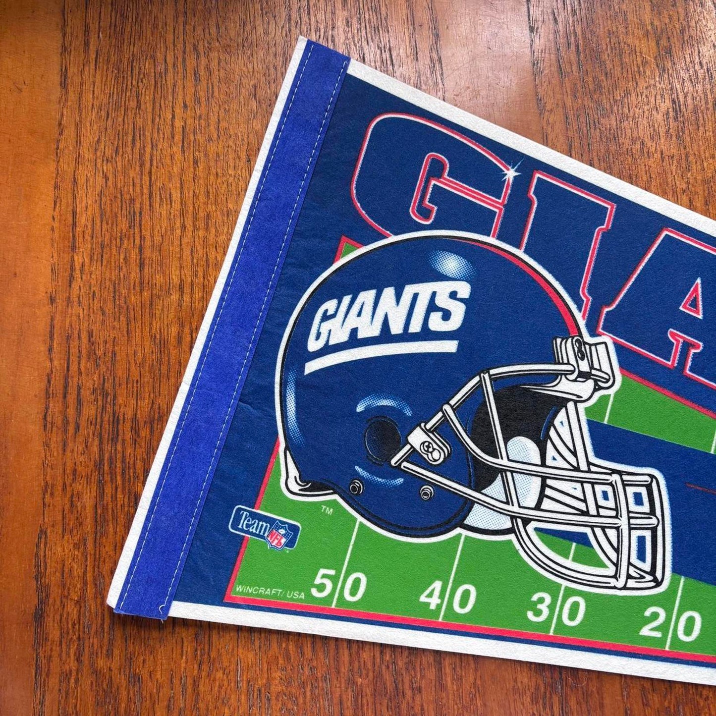 Vintage 90s USA New York Giants NFL American Football felt pennant
