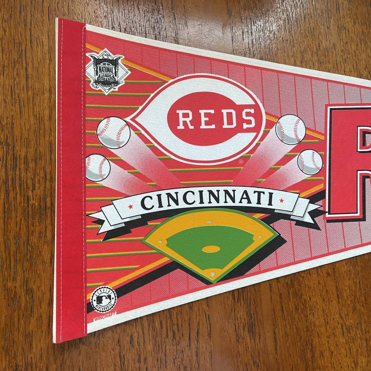 Vintage 90s USA Cincinnati Reds Major League Baseball MLB felt pennant