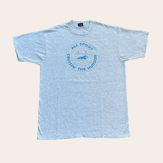 Vintage 90s USA swimming cruising the Hudson New York souvenir t-shirt