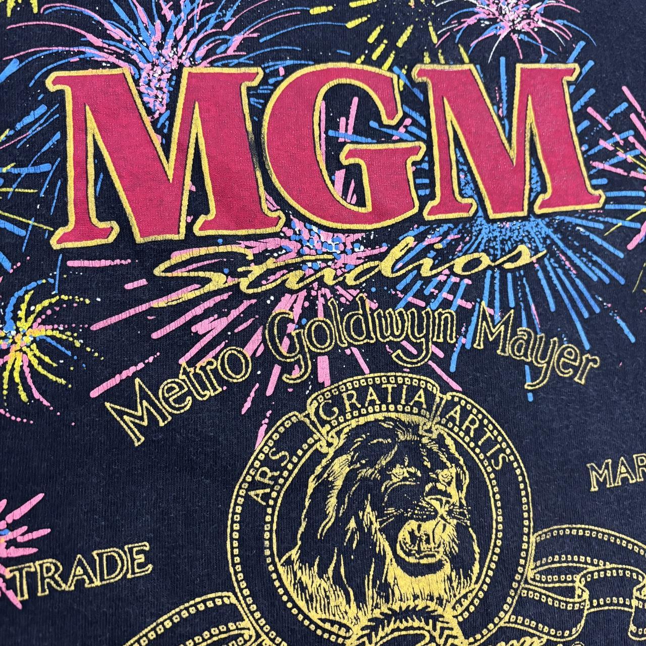 Vintage 90s USA Metro Goldwyn Mayer MGM Studios Florida theme park graphic t-shirt