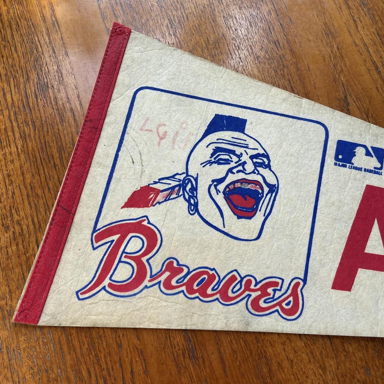 Vintage 70s USA Atlanta Braves MLB baseball felt pennant