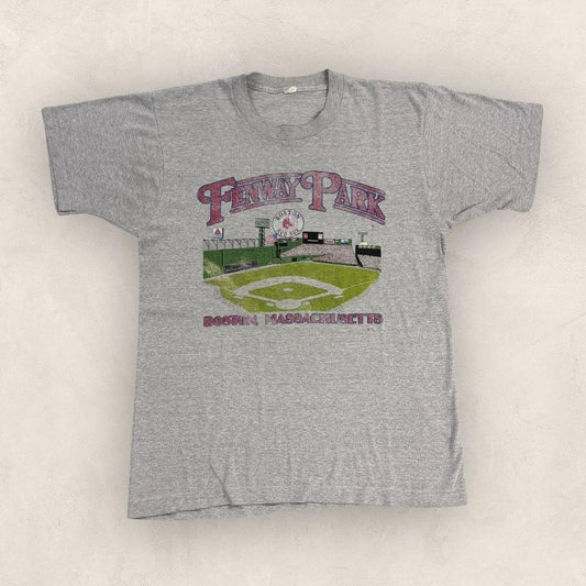 Vintage 90s USA Boston Red Sox Fenway Park MLB baseball graphic t-shirt