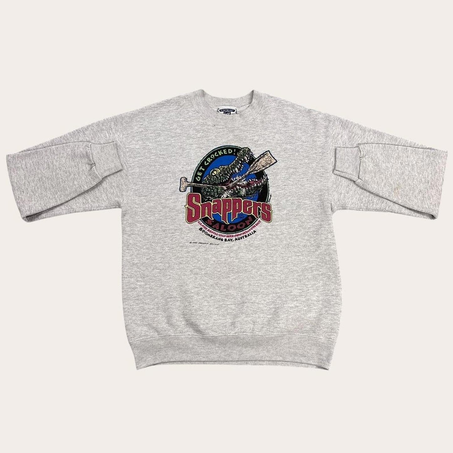 Vintage 90s Snappers Saloon bar Boomerang Bay Australia tourist sweatshirt