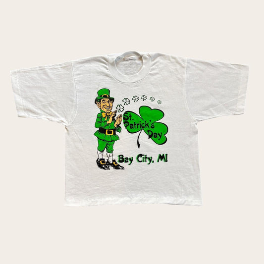 Vintage 90s USA St Patrick’s Day Bay City Michigan leprechaun souvenir t-shirt