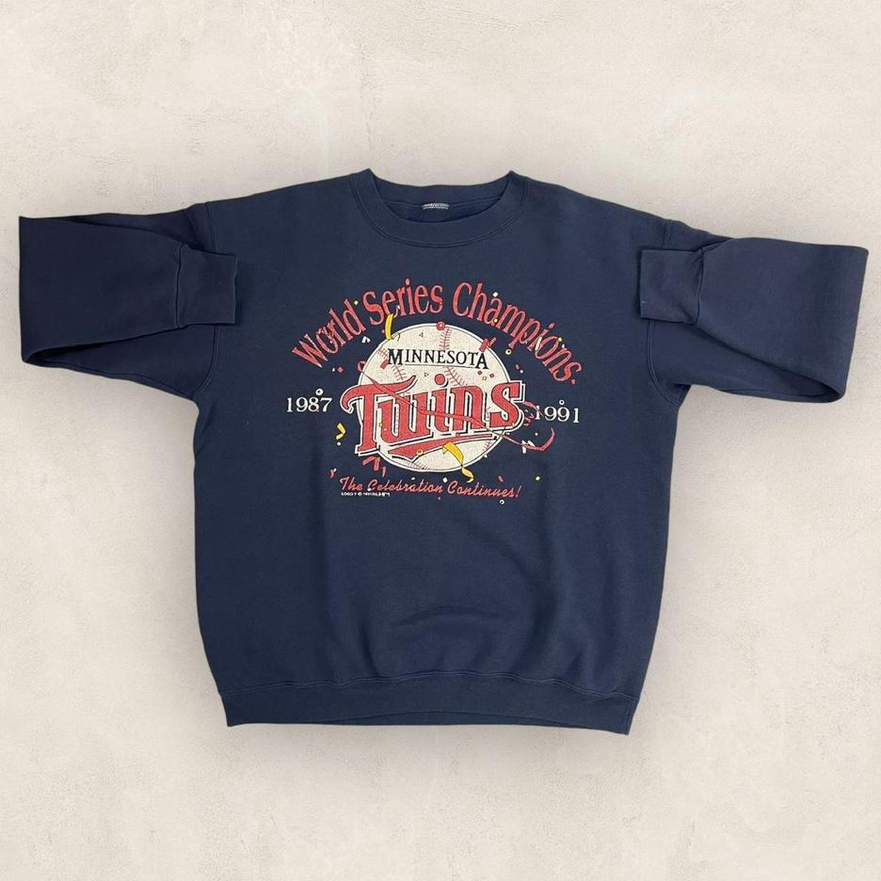 Vintage 90s USA Minnesota Twins World Series Champions MLB baseball graphic sweatshirt