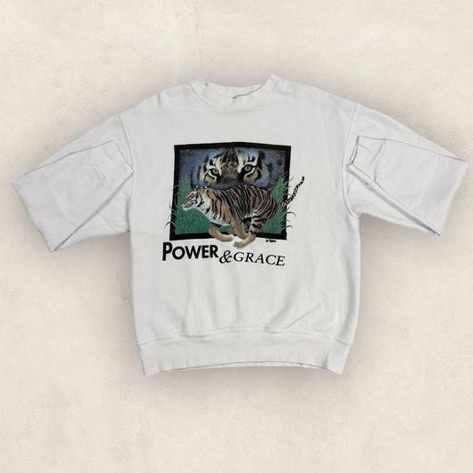 Vintage 90s USA tigers power and grace nature wildlife graphic sweatshirt