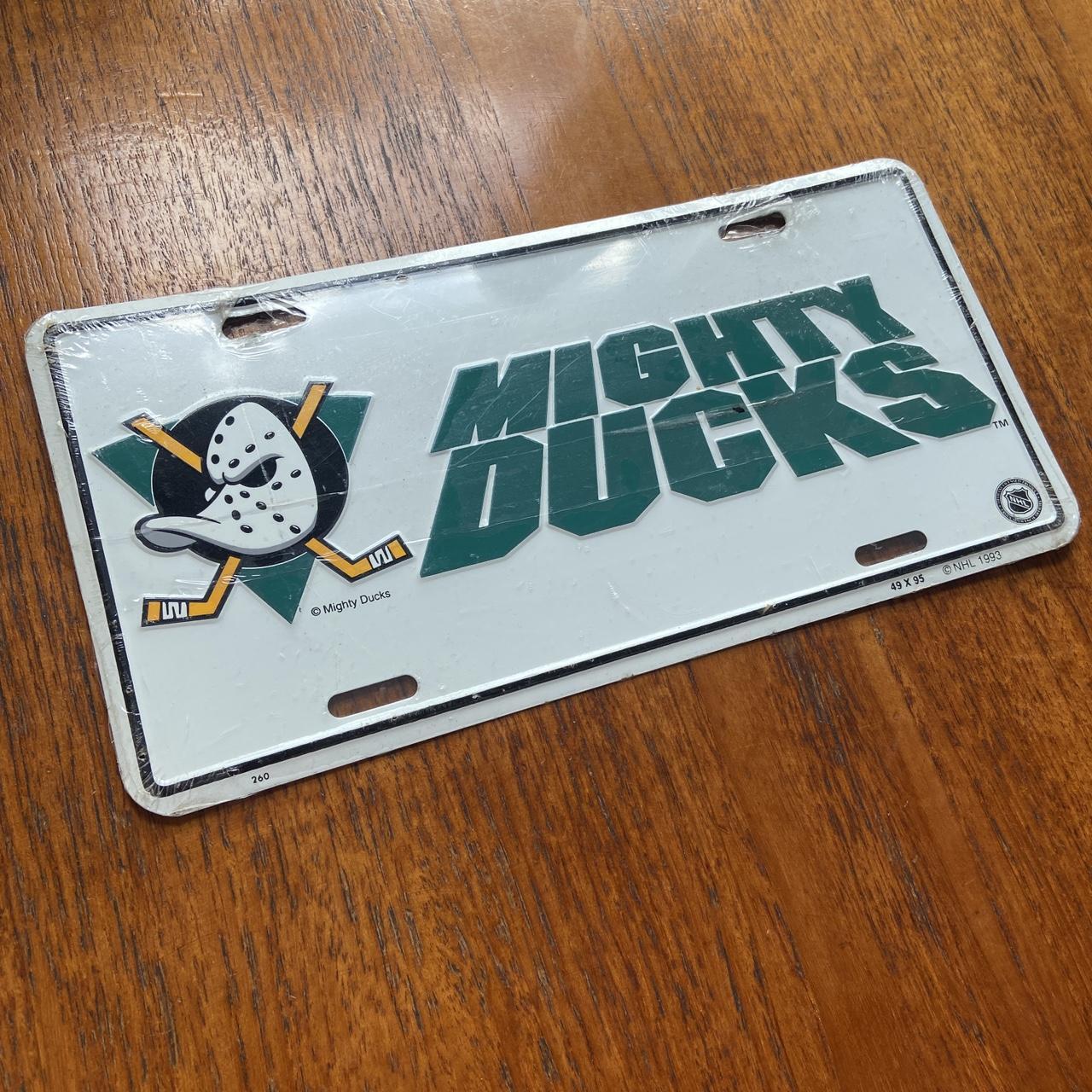 Vintage 90s USA Anaheim mighty ducks NHL ice hockey promotional American license plate