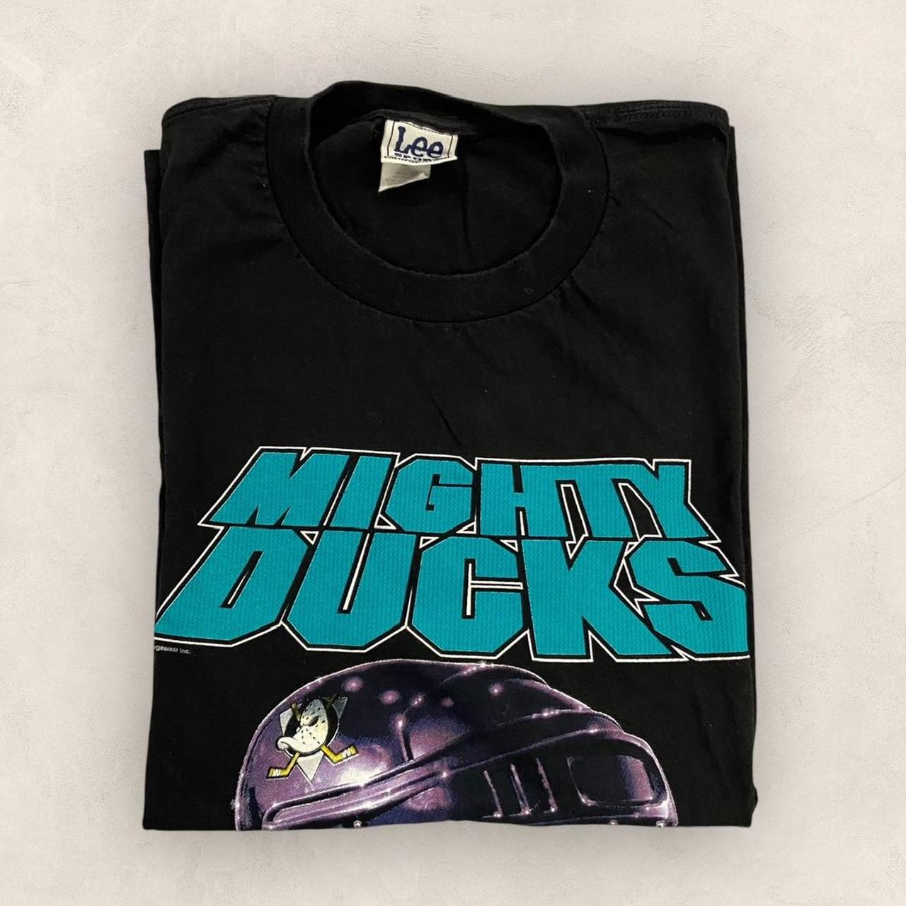 Vintage 90s USA Mighty ducks Anaheim Ducks NHL ice hockey helmet graphic t-shirt