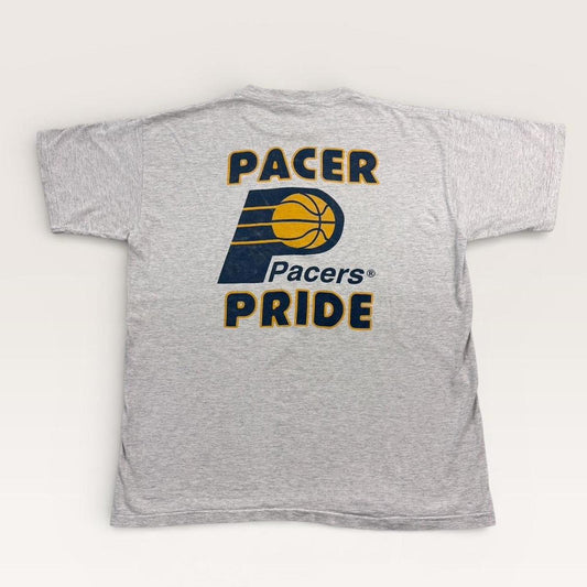 Vintage 90s USA Indiana Pacers NBA basketball graphic t-shirt