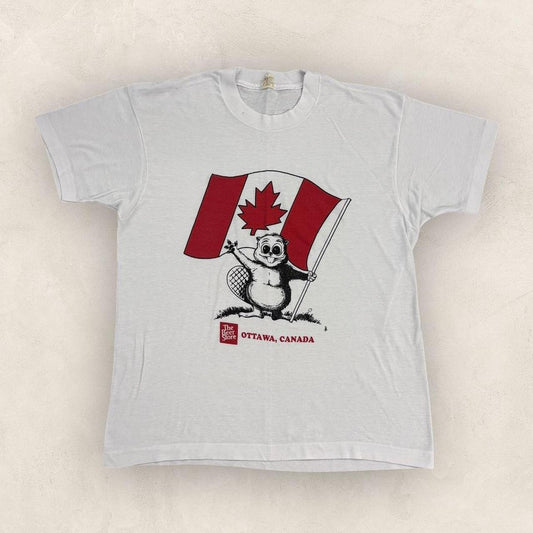 Vintage 90s The Beer Store Ottawa Canada beaver graphic t-shirt