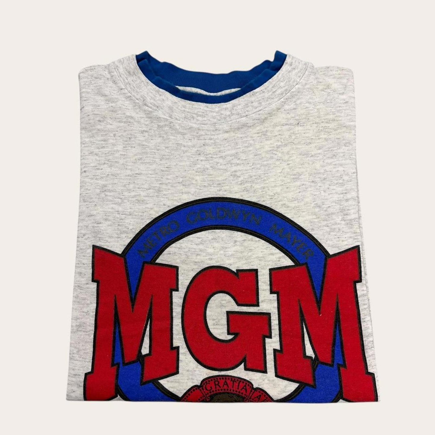 Vintage 90s USA MGM studios Florida metro Goldwyn Mayer movie theme park t-shirt