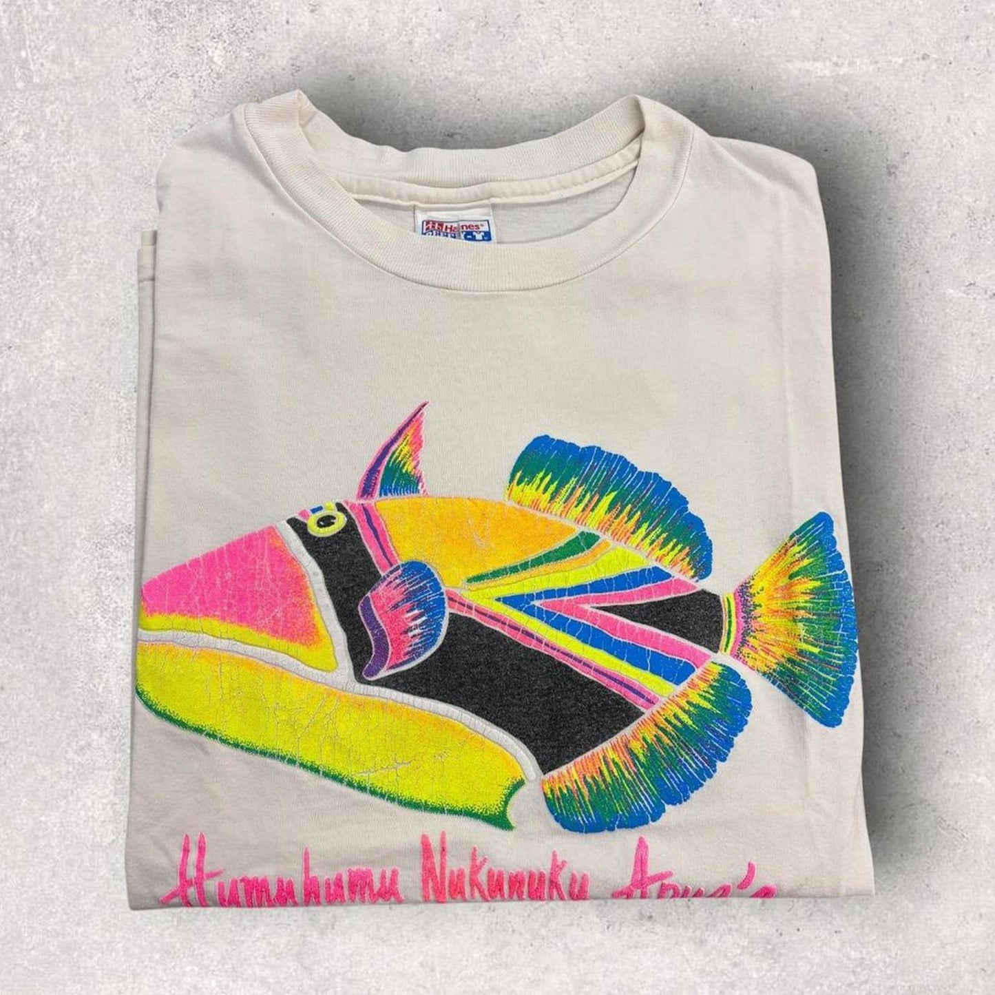 Vintage 90s USA Hawaiian state tropical fish Maui Hawaii graphic t-shirt