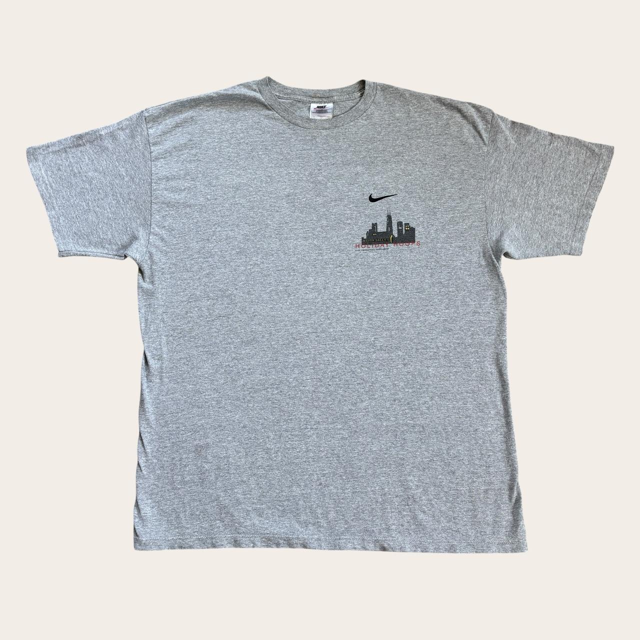 Vintage Nike holiday hoops Chicago basketball tournament t-shirt