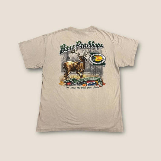 Vintage Y2K Bass Pro Shops deer hunting fishing Springfield Missouri t-shirt