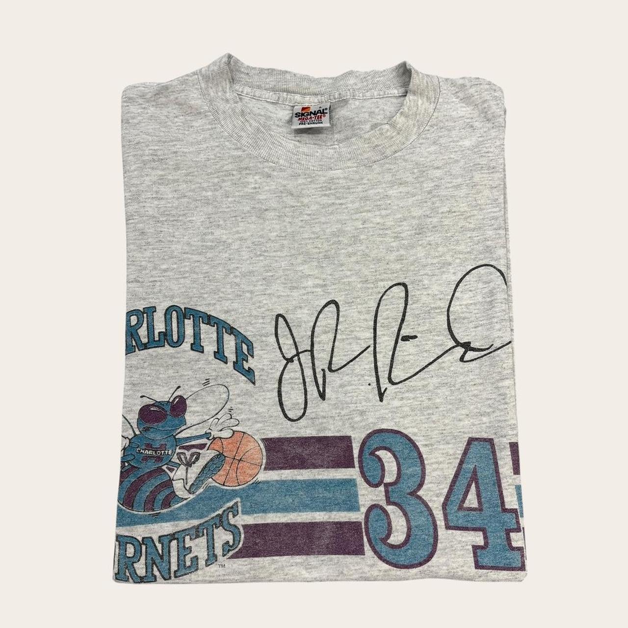 Vintage 90s USA Charlotte Hornets NBA basketball J R Reid graphic t-shirt