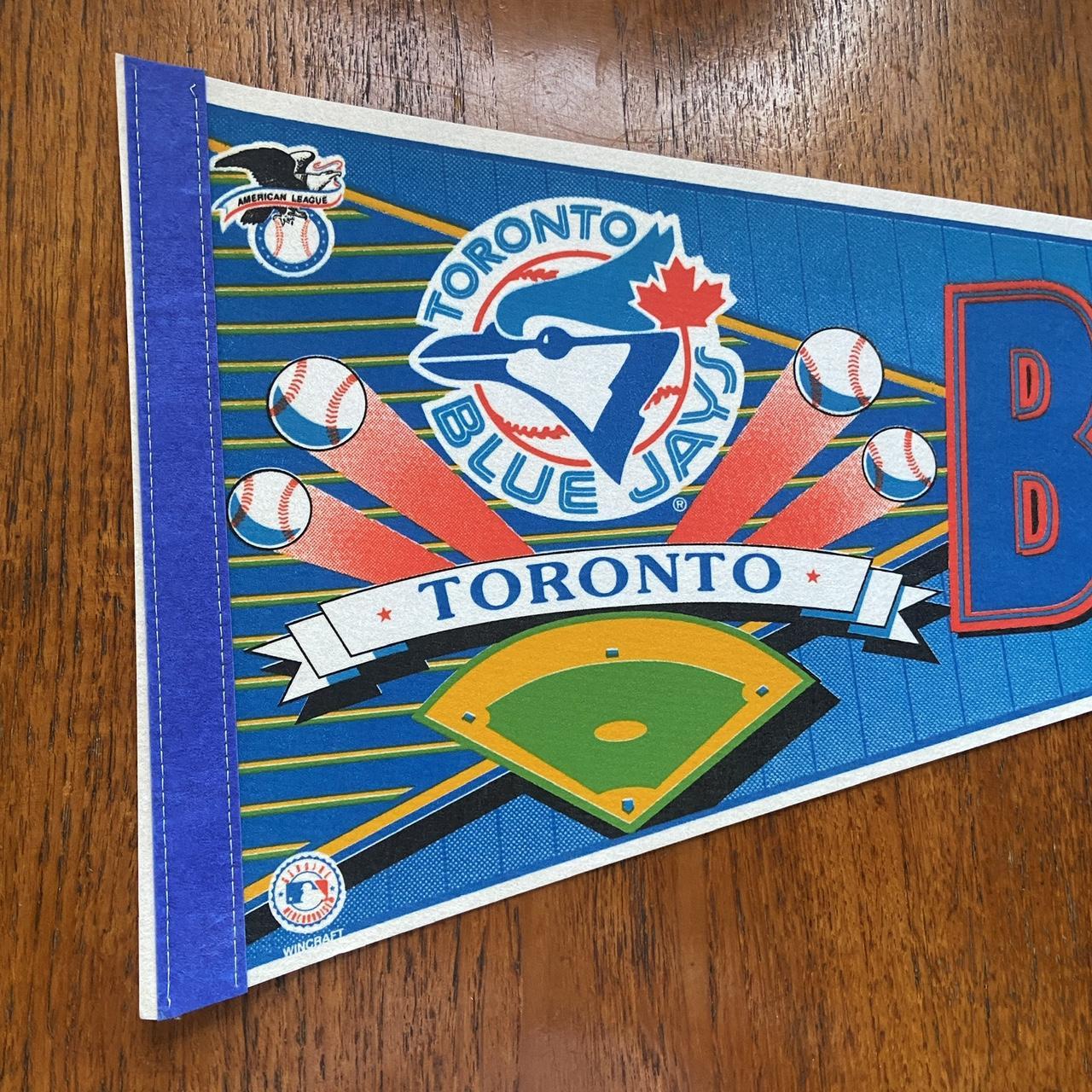 Vintage 90s Canada Toronto Blue Jays Major League Baseball MLB felt pennant