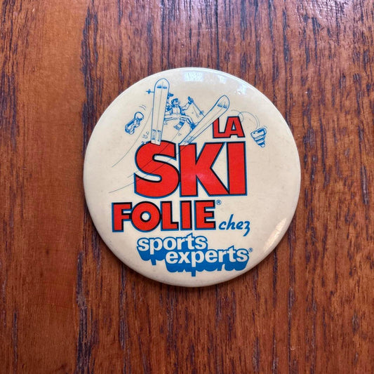 Vintage 90s USA Ski La Folie snow sports pin badge
