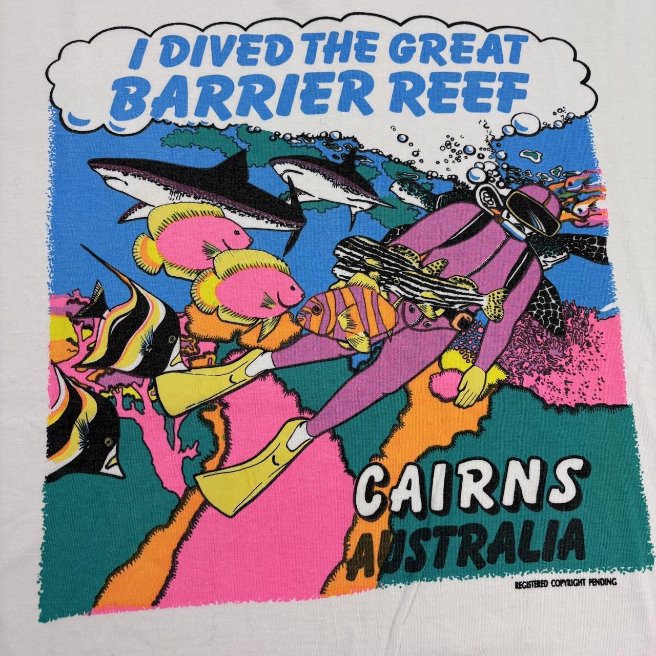 Vintage 90s Great Barrier Reef Cairns Australia scuba diving ocean graphic t-shirt