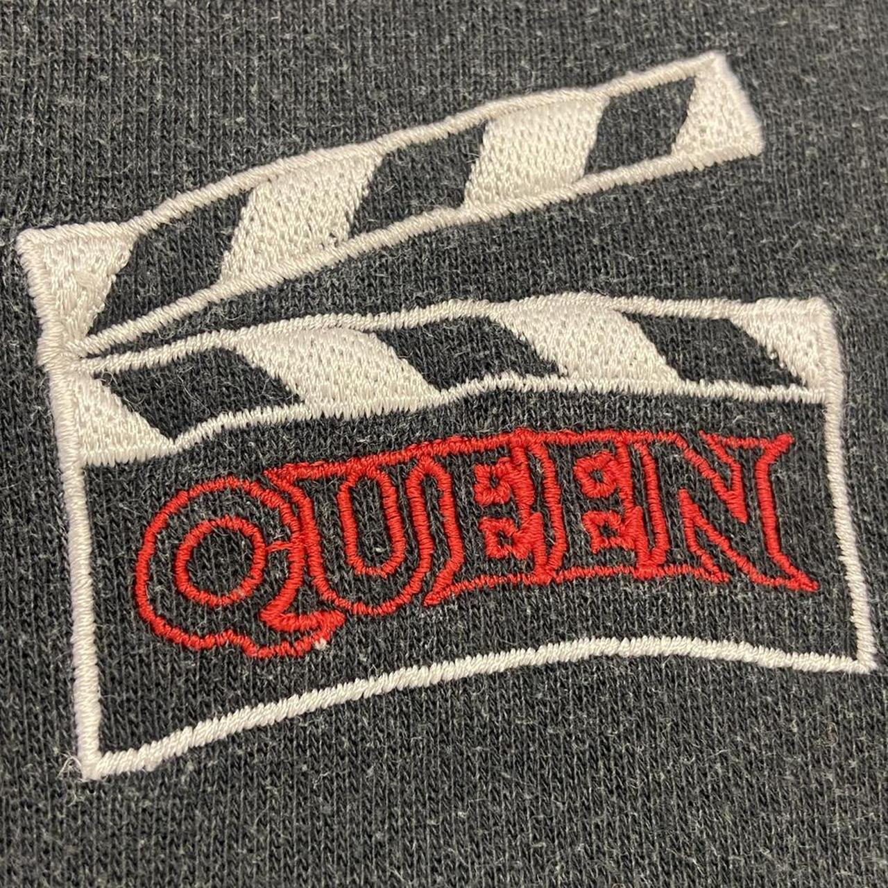 Vintage 80s Queen Freddie Mercury music tour graphic band sweatshirt