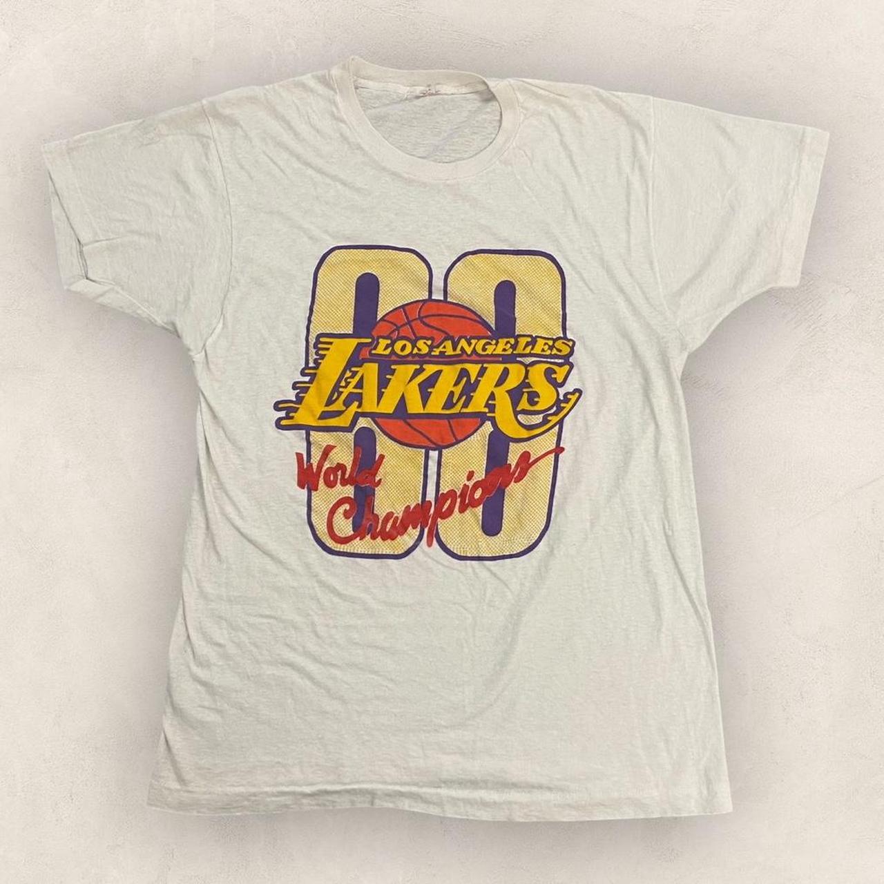 Vintage 80s USA LA Los Angeles Lakers NBA Champions basketball graphic t-shirt