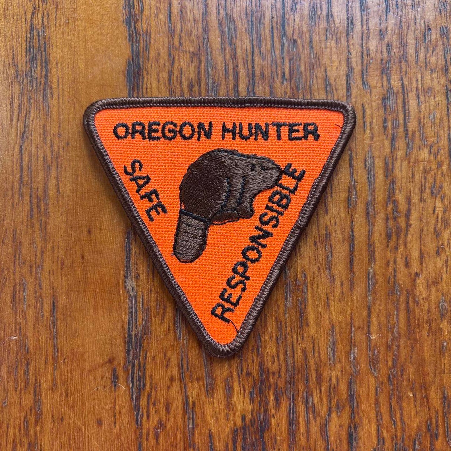 Vintage 90s USA Oregon hunter beaver embroidered patch
