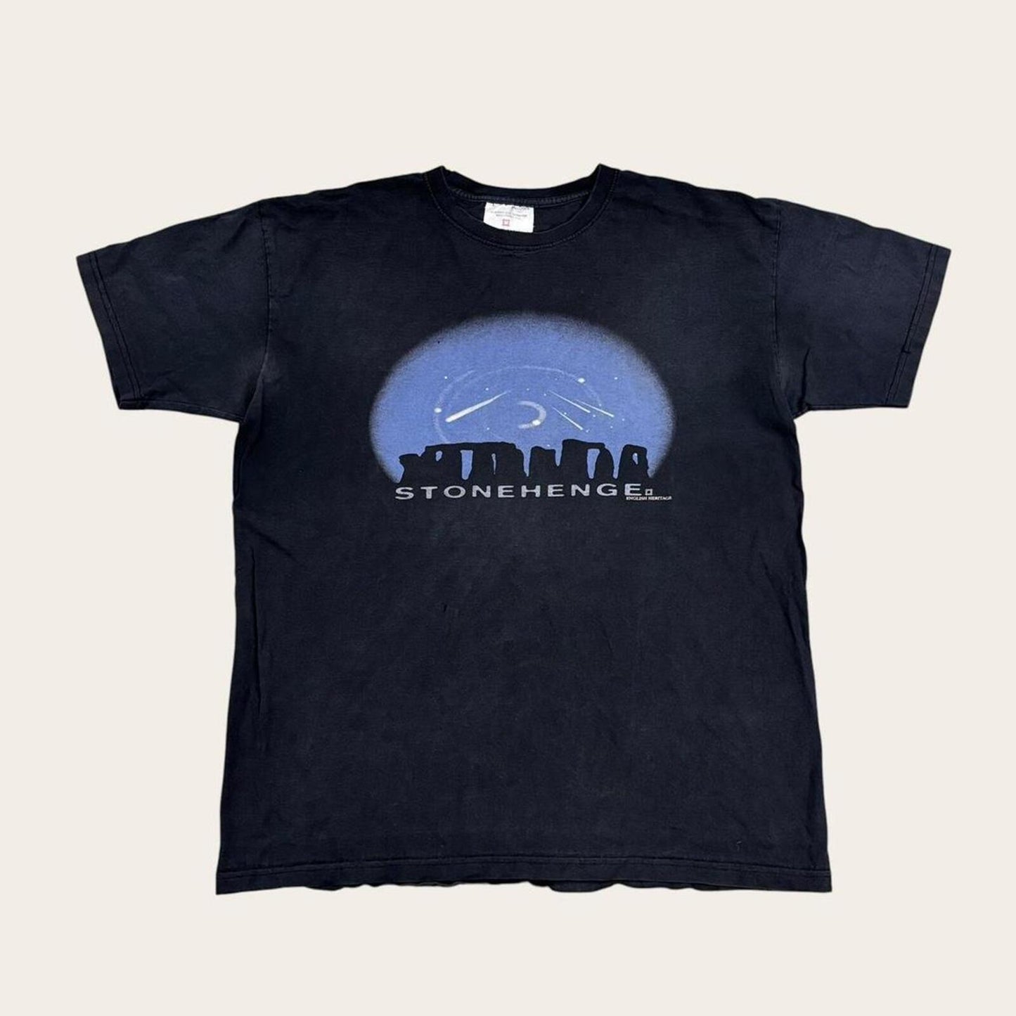 Vintage 90s Stonehenge monument shooting stars English heritage souvenir t-shirt