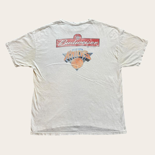 Vintage Y2K Budweiser beer New York Knicks NBA basketball t-shirt