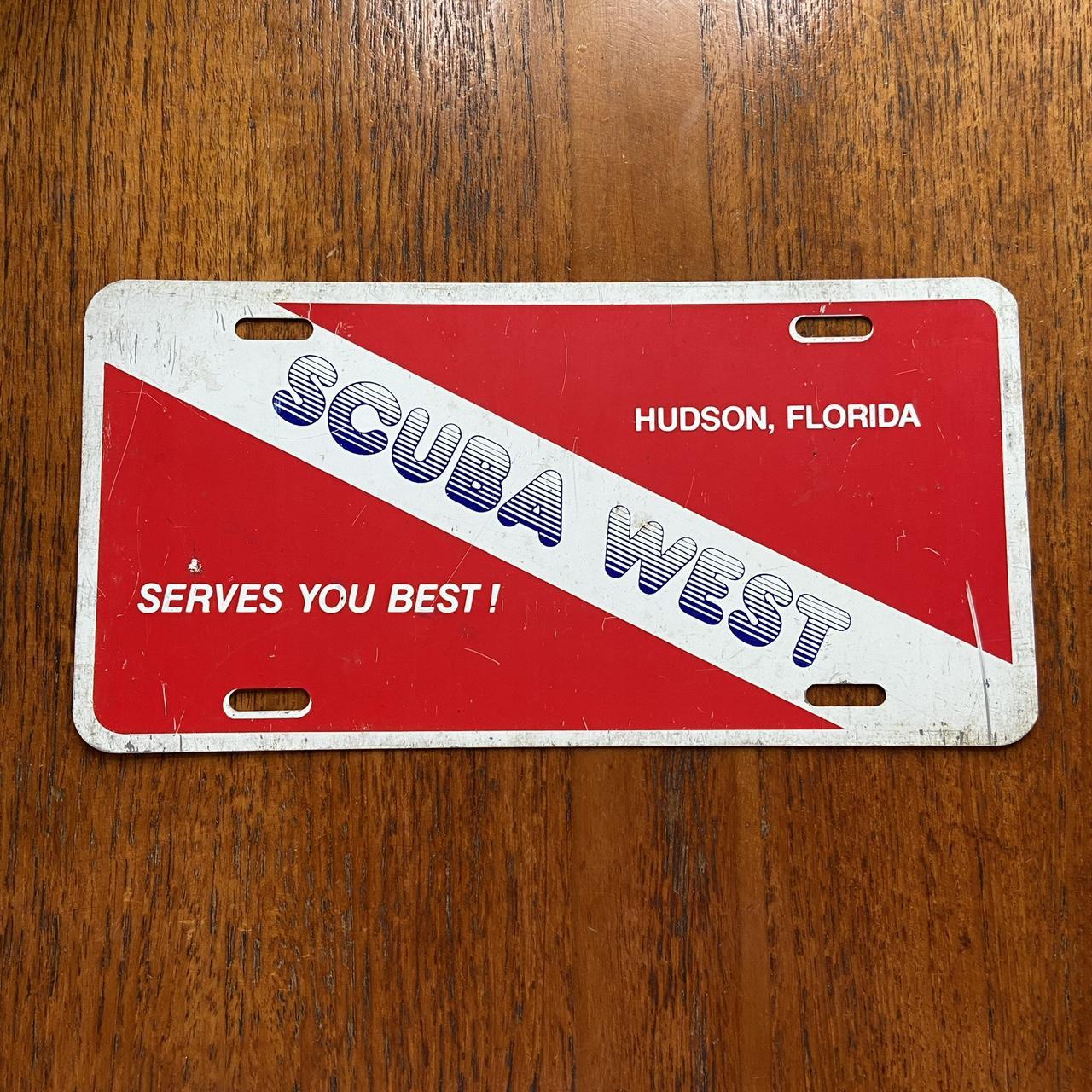 Vintage 80s USA Scuba diving Hudson Tampa Florida promotional American license plate