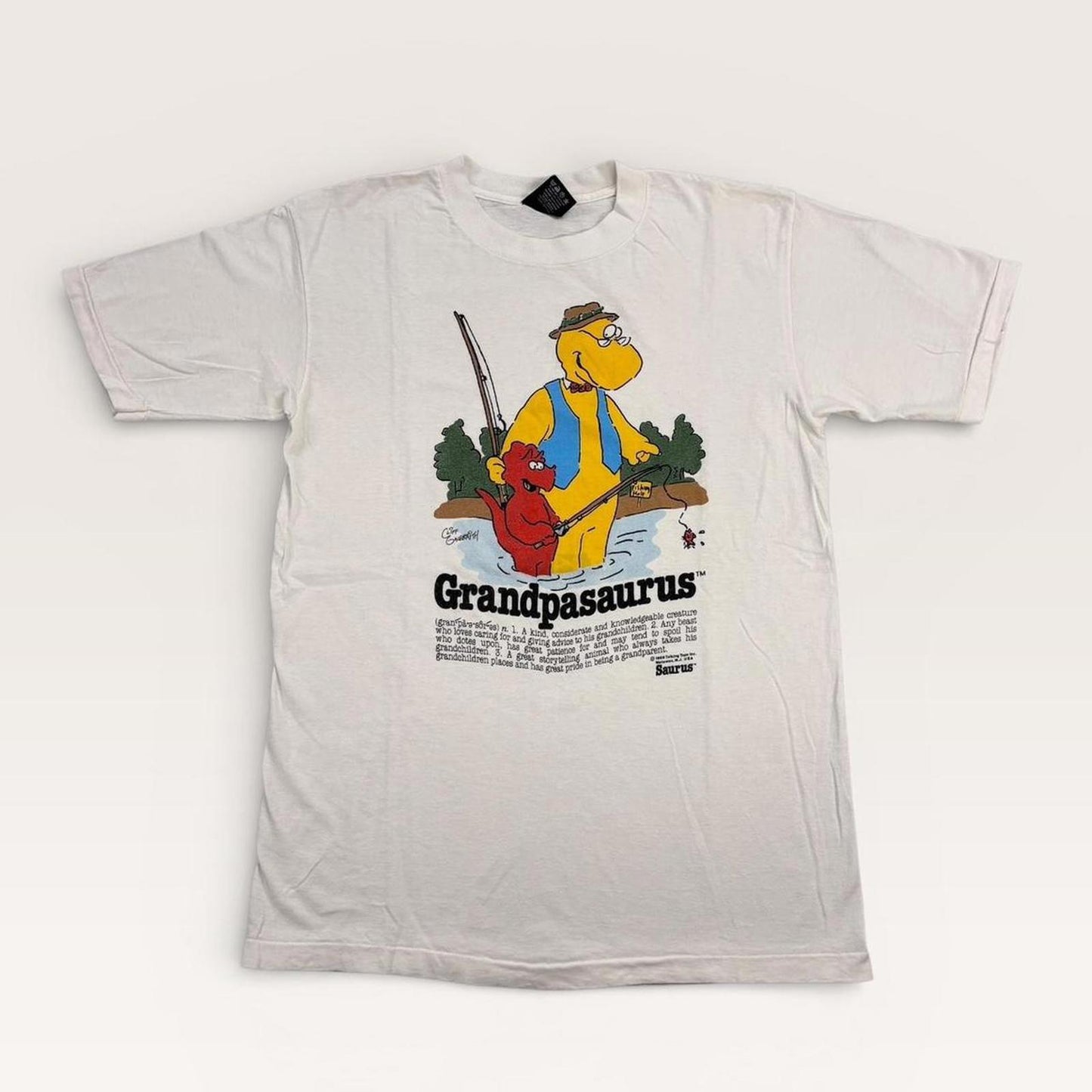Vintage 80s USA Grandpasaurus dinosaur cartoon illustration graphic t-shirt