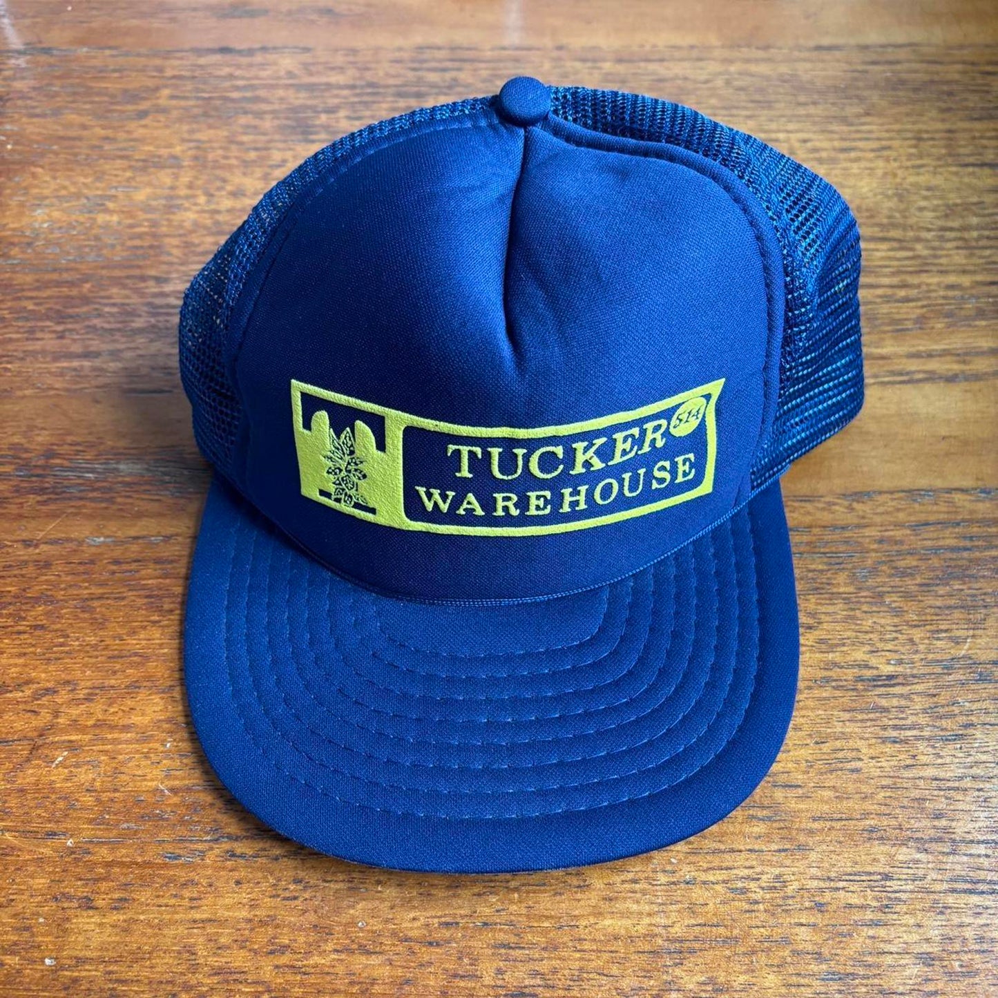 Vintage 90s USA Tucker Warehouse logistics workwear graphic trucker cap