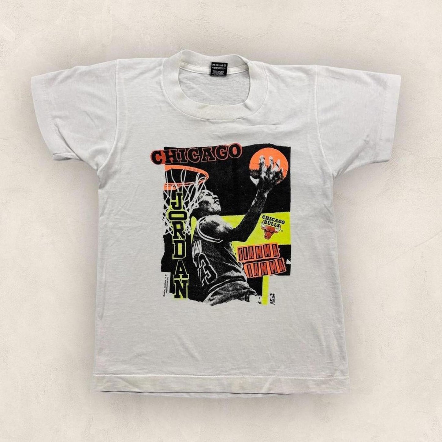 Vintage 90s USA Michael Jordan Chicago Bulls NBA basketball graphic t-shirt