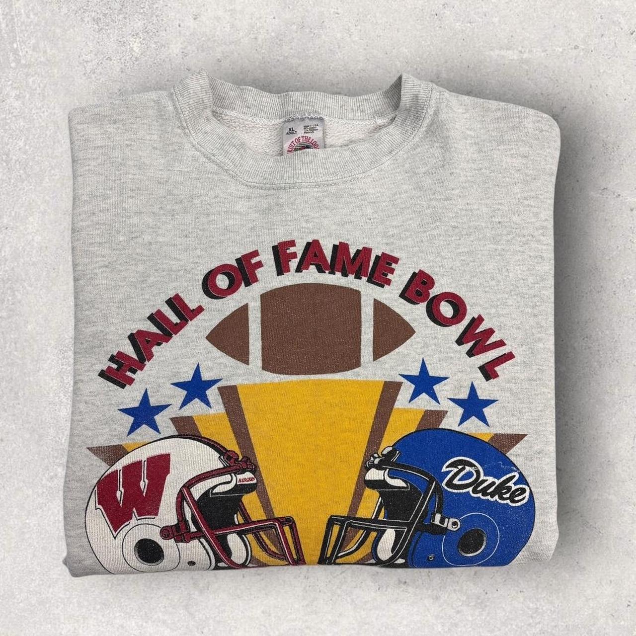 Vintage 90s USA Hall of Fame Bowl American Football Tampa Bay sweatshirt