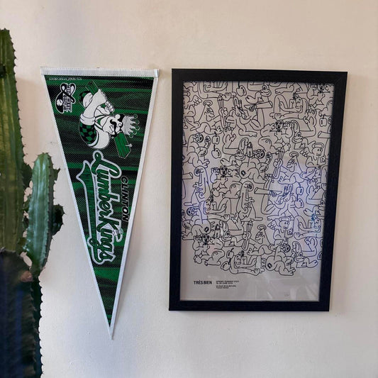 Vintage 90s USA Clinton Lumber Kings minor league baseball felt pennant